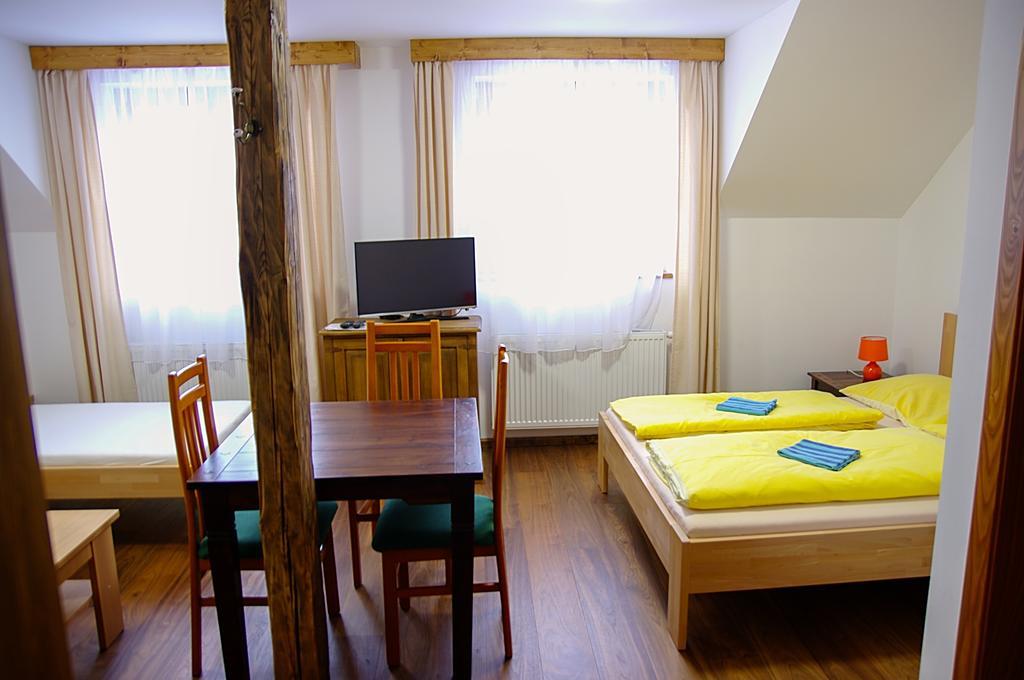 Vila Pod Branou Poprad Buitenkant foto